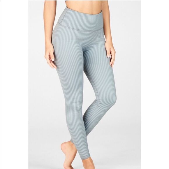 Fabletics High waisted seamless ribbon leggings. Color is hazy iris - Picture 2 of 7
